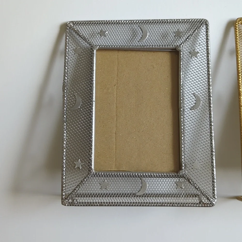 Frames Metal Set of 2 Moons and Stars 1 Gold 1 Silver Both Sitters Pairs - Picture 3 of 8
